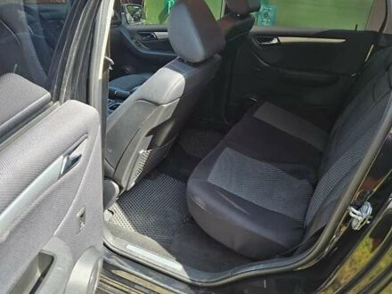 Черный Мерседес Б-класс, объемом двигателя 2.03 л и пробегом 210 тыс. км за 8250 $, фото 1 на Automoto.ua