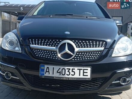 Черный Мерседес Б-класс, объемом двигателя 1.7 л и пробегом 64 тыс. км за 10800 $, фото 1 на Automoto.ua