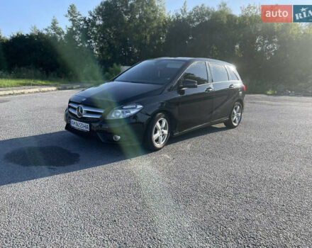 Чорний Мерседес Б-клас, об'ємом двигуна 1.8 л та пробігом 380 тис. км за 9300 $, фото 1 на Automoto.ua