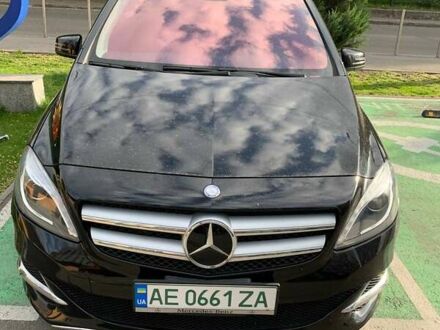 Мерседес Б-класс 2014 в Днепре (Днепропетровске) на Automoto.ua Черный Мерседес Б-класс, объемом двигателя 0 л и пробегом 79 тыс. км за 11999 $, фото 1 на Automoto.ua