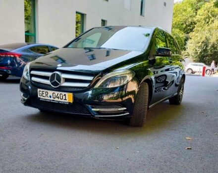 Чорний Мерседес Б-клас, об'ємом двигуна 1.6 л та пробігом 180 тис. км за 14100 $, фото 1 на Automoto.ua