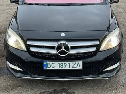 Черный Мерседес Б-класс, объемом двигателя 0 л и пробегом 109 тыс. км за 9900 $, фото 1 на Automoto.ua