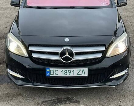 Черный Мерседес Б-класс, объемом двигателя 0 л и пробегом 109 тыс. км за 9900 $, фото 1 на Automoto.ua