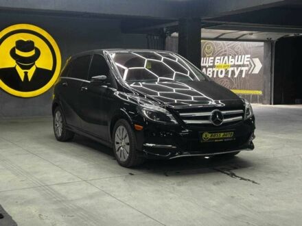 Чорний Мерседес Б-клас, об'ємом двигуна 0 л та пробігом 116 тис. км за 10300 $, фото 1 на Automoto.ua