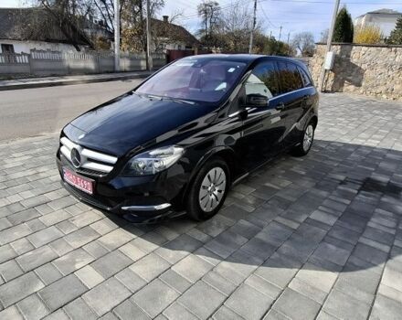 Черный Мерседес Б-класс, объемом двигателя 0 л и пробегом 149 тыс. км за 8200 $, фото 1 на Automoto.ua