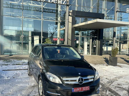 Черный Мерседес Б-класс, объемом двигателя 0 л и пробегом 111 тыс. км за 8799 $, фото 1 на Automoto.ua