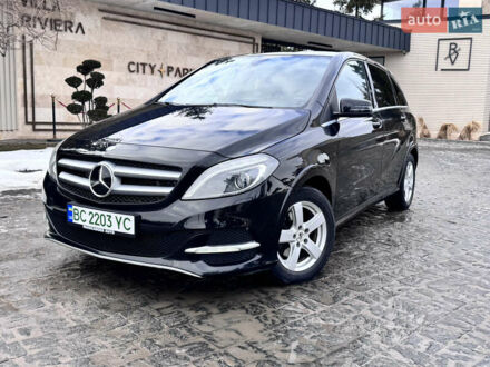 Черный Мерседес Б-класс, объемом двигателя 0 л и пробегом 160 тыс. км за 8200 $, фото 1 на Automoto.ua