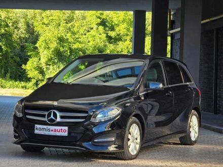 Мерседес Б-класс 2016 в Хмельницком на Automoto.ua Черный Мерседес Б-класс, объемом двигателя 2.2 л и пробегом 105 тыс. км за 14099 $, фото 1 на Automoto.ua