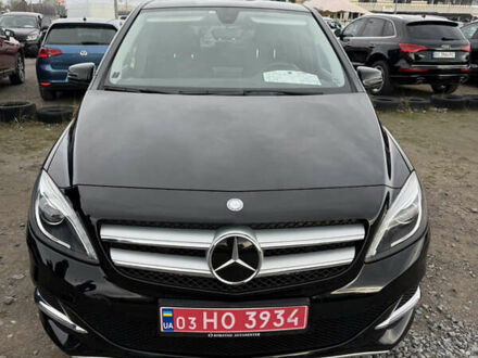 Черный Мерседес Б-класс, объемом двигателя 0 л и пробегом 58 тыс. км за 11250 $, фото 1 на Automoto.ua