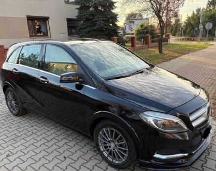 Черный Мерседес Б-класс, объемом двигателя 0 л и пробегом 132 тыс. км за 7500 $, фото 1 на Automoto.ua