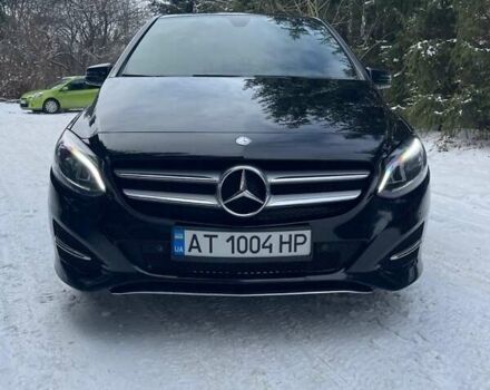 Черный Мерседес Б-класс, объемом двигателя 1.46 л и пробегом 215 тыс. км за 15400 $, фото 1 на Automoto.ua