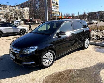 Черный Мерседес Б-класс, объемом двигателя 0 л и пробегом 85 тыс. км за 11300 $, фото 1 на Automoto.ua