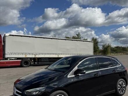 Мерседес Б-клас 2021 у Ирпене на Automoto.ua Чорний Мерседес Б-клас, об'ємом двигуна 2 л та пробігом 190 тис. км за 18800 $, фото 1 на Automoto.ua
