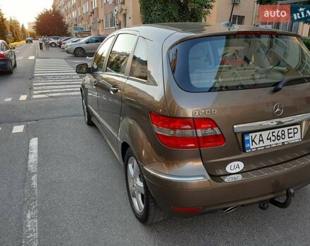 Коричневий Мерседес Б-клас, об'ємом двигуна 1.99 л та пробігом 355 тис. км за 6200 $, фото 4 на Automoto.ua