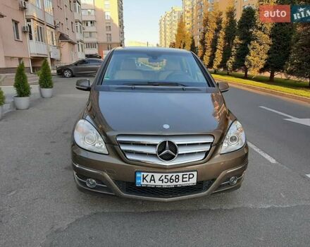 Коричневий Мерседес Б-клас, об'ємом двигуна 1.99 л та пробігом 355 тис. км за 6200 $, фото 1 на Automoto.ua