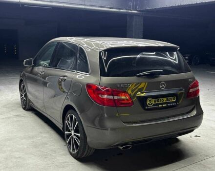 Коричневый Мерседес Б-класс, объемом двигателя 1.8 л и пробегом 190 тыс. км за 14500 $, фото 3 на Automoto.ua