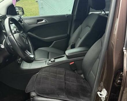 Коричневий Мерседес Б-клас, об'ємом двигуна 0 л та пробігом 99 тис. км за 11000 $, фото 9 на Automoto.ua