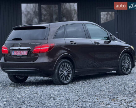 Коричневый Мерседес Б-класс, объемом двигателя 0 л и пробегом 99 тыс. км за 10450 $, фото 19 на Automoto.ua