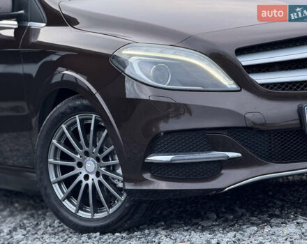 Коричневый Мерседес Б-класс, объемом двигателя 0 л и пробегом 99 тыс. км за 10450 $, фото 11 на Automoto.ua