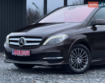 Коричневый Мерседес Б-класс, объемом двигателя 0 л и пробегом 99 тыс. км за 10450 $, фото 16 на Automoto.ua