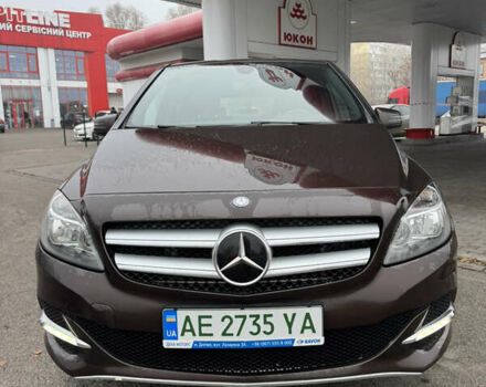 Коричневий Мерседес Б-клас, об'ємом двигуна 0 л та пробігом 125 тис. км за 9900 $, фото 2 на Automoto.ua