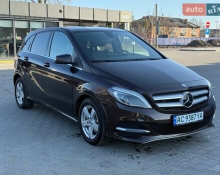 Коричневий Мерседес Б-клас, об'ємом двигуна 0 л та пробігом 100 тис. км за 11600 $, фото 27 на Automoto.ua