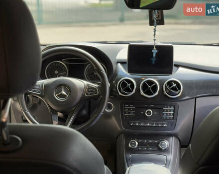 Коричневый Мерседес Б-класс, объемом двигателя 0 л и пробегом 115 тыс. км за 12100 $, фото 6 на Automoto.ua