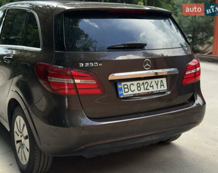 Коричневый Мерседес Б-класс, объемом двигателя 0 л и пробегом 115 тыс. км за 12100 $, фото 18 на Automoto.ua