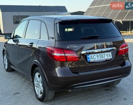 Коричневий Мерседес Б-клас, об'ємом двигуна 0 л та пробігом 100 тис. км за 11600 $, фото 19 на Automoto.ua