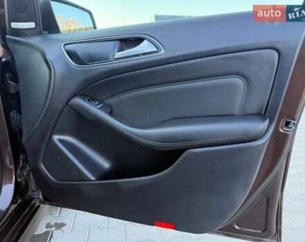 Коричневий Мерседес Б-клас, об'ємом двигуна 0 л та пробігом 100 тис. км за 11600 $, фото 28 на Automoto.ua