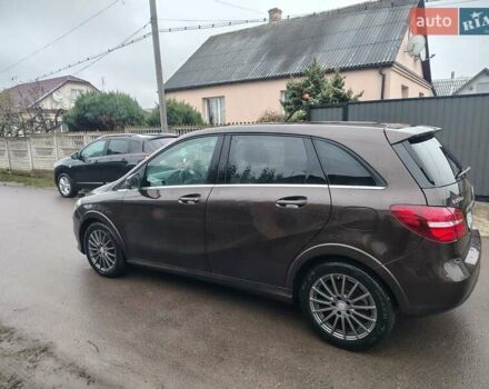 Коричневый Мерседес Б-класс, объемом двигателя 0 л и пробегом 81 тыс. км за 10300 $, фото 5 на Automoto.ua