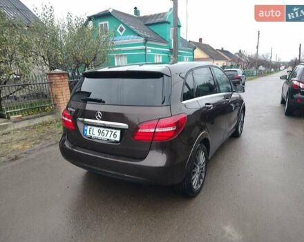 Коричневый Мерседес Б-класс, объемом двигателя 0 л и пробегом 81 тыс. км за 10300 $, фото 1 на Automoto.ua