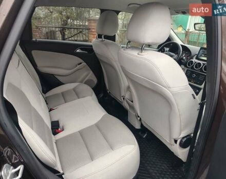 Коричневый Мерседес Б-класс, объемом двигателя 0 л и пробегом 81 тыс. км за 10300 $, фото 13 на Automoto.ua