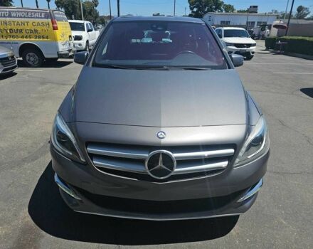 Коричневый Мерседес Б-класс, объемом двигателя 0 л и пробегом 53 тыс. км за 4500 $, фото 1 на Automoto.ua