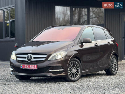 Коричневый Мерседес Б-класс, объемом двигателя 0 л и пробегом 99 тыс. км за 10450 $, фото 1 на Automoto.ua