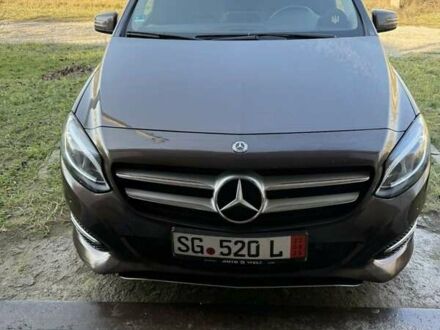 Коричневый Мерседес Б-класс, объемом двигателя 2.2 л и пробегом 189 тыс. км за 19000 $, фото 1 на Automoto.ua