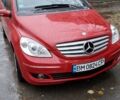 Красный Мерседес Б-класс, объемом двигателя 1.99 л и пробегом 312 тыс. км за 5500 $, фото 1 на Automoto.ua