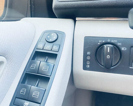 Красный Мерседес Б-класс, объемом двигателя 2 л и пробегом 201 тыс. км за 6850 $, фото 11 на Automoto.ua