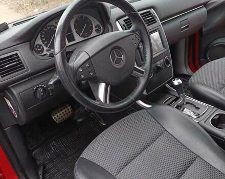 Красный Мерседес Б-класс, объемом двигателя 1.7 л и пробегом 165 тыс. км за 7200 $, фото 7 на Automoto.ua