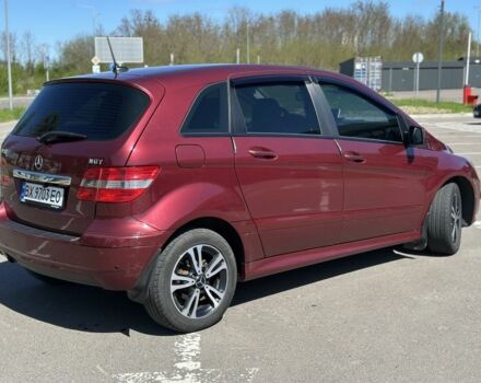 Червоний Мерседес Б-клас, об'ємом двигуна 2 л та пробігом 186 тис. км за 7400 $, фото 3 на Automoto.ua