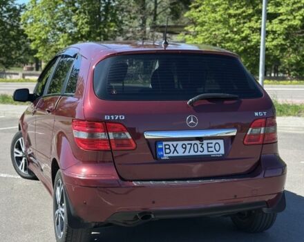 Червоний Мерседес Б-клас, об'ємом двигуна 2 л та пробігом 186 тис. км за 7400 $, фото 2 на Automoto.ua