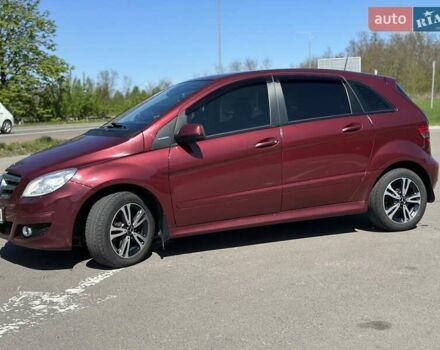 Червоний Мерседес Б-клас, об'ємом двигуна 2 л та пробігом 186 тис. км за 7400 $, фото 3 на Automoto.ua