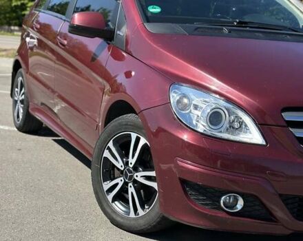 Червоний Мерседес Б-клас, об'ємом двигуна 2 л та пробігом 186 тис. км за 7400 $, фото 9 на Automoto.ua