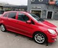 Мерседес Б-класс 2011 в Броварах на Automoto.ua Красный Мерседес Б-класс, объемом двигателя 1.7 л и пробегом 120 тыс. км за 7500 $, фото 1 на Automoto.ua
