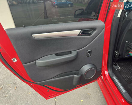 Червоний Мерседес Б-клас, об'ємом двигуна 1.8 л та пробігом 82 тис. км за 9500 $, фото 20 на Automoto.ua