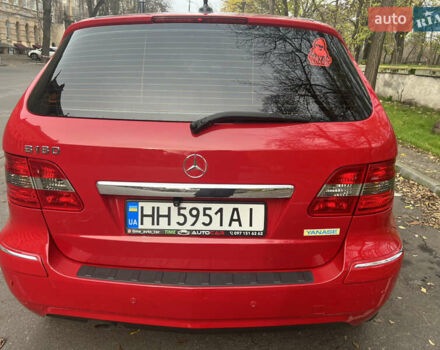 Червоний Мерседес Б-клас, об'ємом двигуна 1.8 л та пробігом 82 тис. км за 9500 $, фото 4 на Automoto.ua
