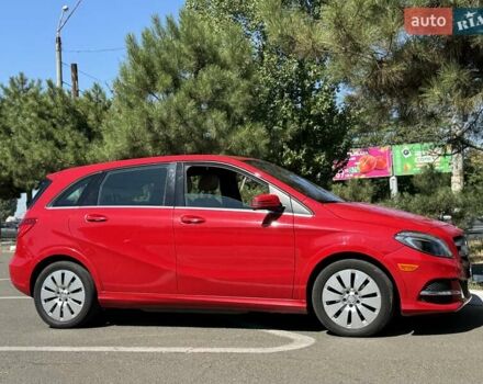 Червоний Мерседес Б-клас, об'ємом двигуна 0 л та пробігом 120 тис. км за 9999 $, фото 14 на Automoto.ua