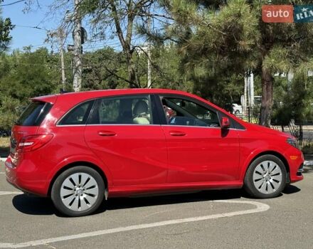Червоний Мерседес Б-клас, об'ємом двигуна 0 л та пробігом 120 тис. км за 9999 $, фото 13 на Automoto.ua
