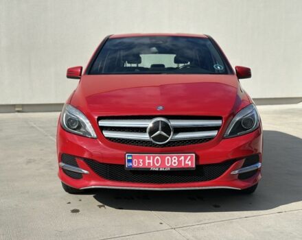 Червоний Мерседес Б-клас, об'ємом двигуна 0 л та пробігом 102 тис. км за 9450 $, фото 2 на Automoto.ua