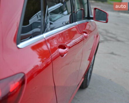 Красный Мерседес Б-класс, объемом двигателя 0 л и пробегом 122 тыс. км за 9999 $, фото 12 на Automoto.ua